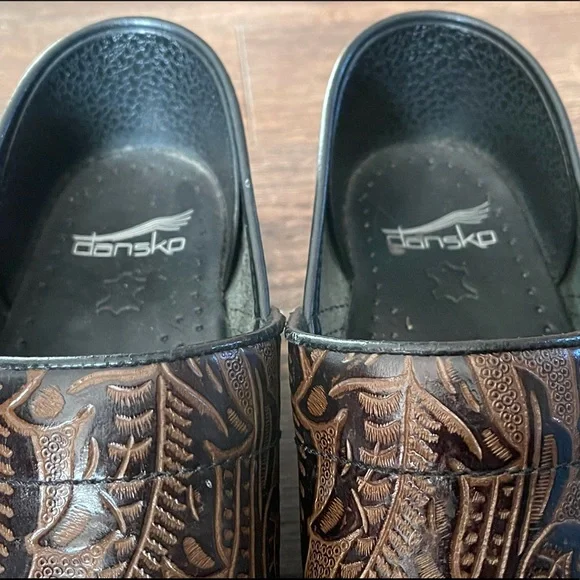 Dansko Brown Floral Paisley Embossed tooled sz 38 - Picture 13 of 13